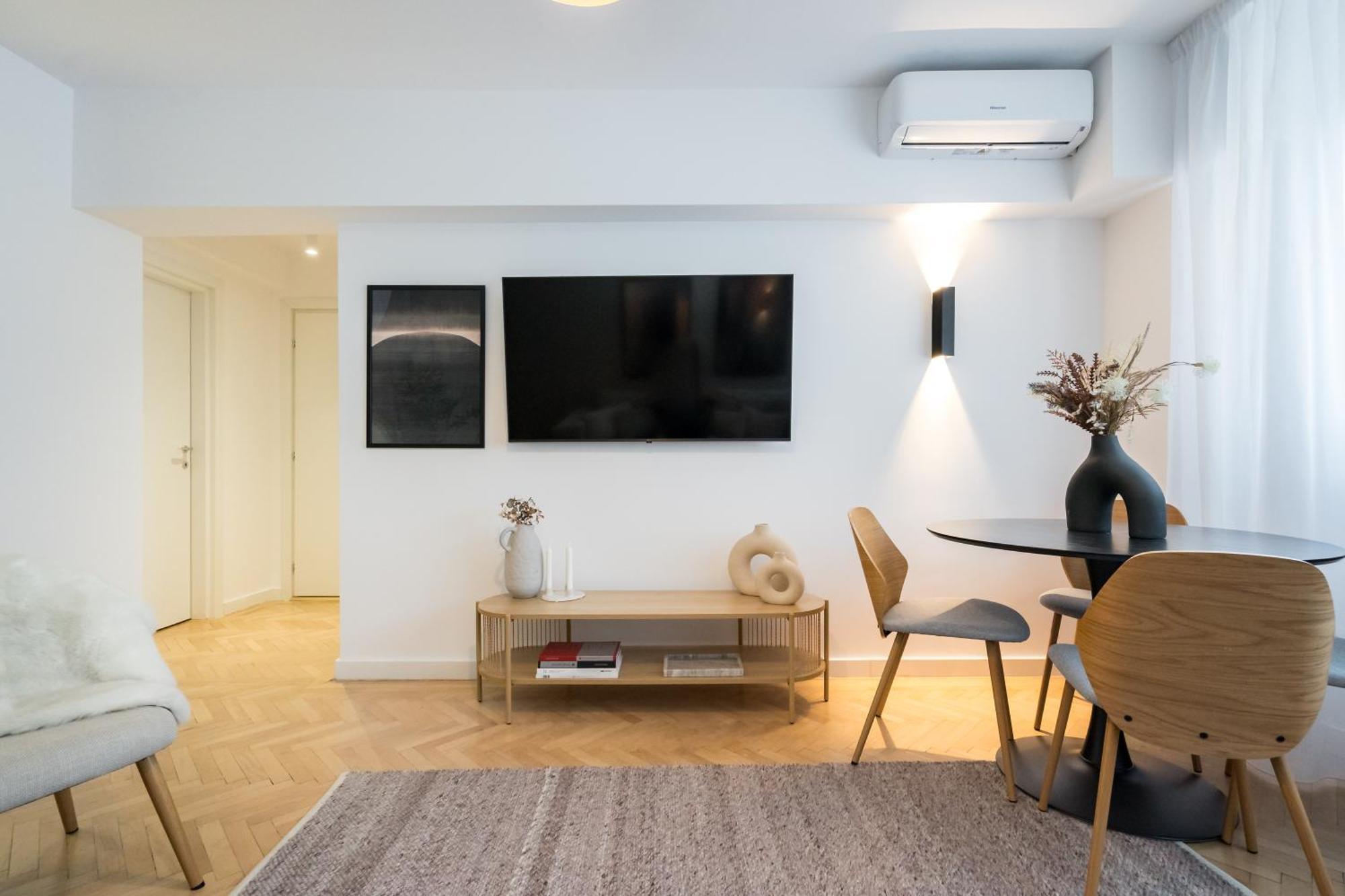 Majestic Downtown Apartament